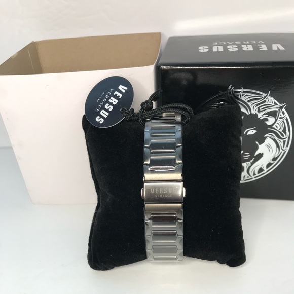 New VERSUS VERSACE Gents Griffith Watch VSPZZ062 - Picture 7 of 13